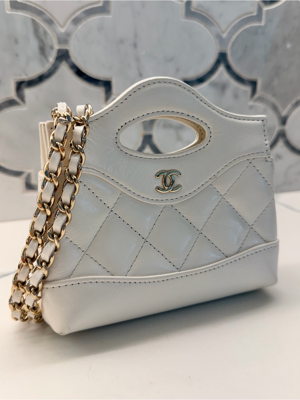 CHANEL 31 Nano - Picture 2 of 12